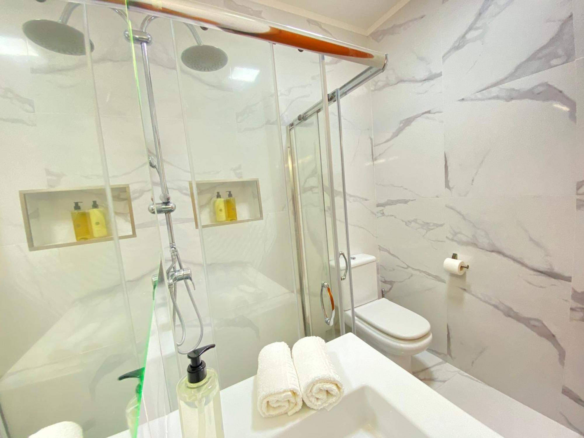 Aloha Burgau Guesthouse 외부 사진